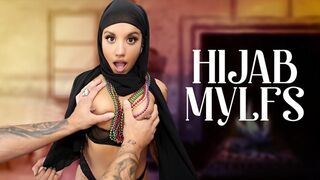 Hijab stiefmoeder is niet te wild, dus tonen Stepson verboden delen van haar lichaam voelt gek Taboo