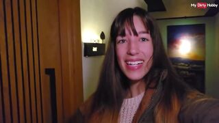 Duitse tiener stiefdochter zuigt papa's lul in de douche