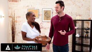 Daya Knight in hot nuru massage neukt zijn yoga teamgenoot