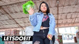 Hot latin milf xiomara soto oliey neuken op de weg