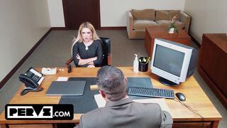 Hot MILF droogt de rector lul met haar vieze gaten om haar dochter's toekomst te redden ~ gratis vol