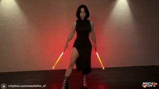 Sith meisje op hakken stiekem neukt de Jedi naboon