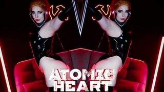 Atomic hart seks spel in het theater - Mollyredwolf tiener verleiding