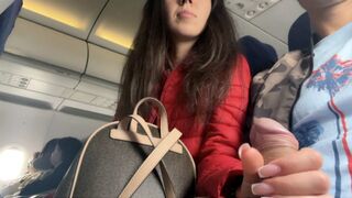 Riskant vliegtuig zuigen voor een huis - openbare cock release