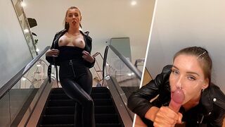 De stiefmoeder leert van haar zoon in een testruimte voor hete sex