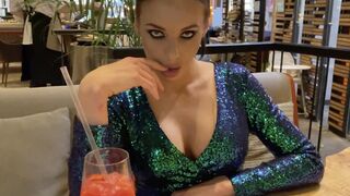Hot milf restaurant transformatie