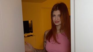 Ivan vond zijn vriend in een porno en wilde hem neuken