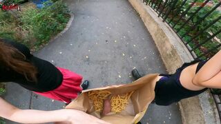 Een publieke dubbele lul punch in een aardappelzak... Ik hou van McDonald's!