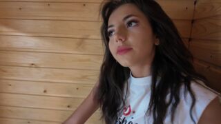 In Sauna, alleen met mijn Turkse stiefzus, werd ze een wilde klootzak