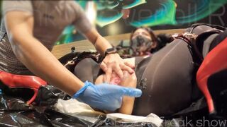 [Ecologie van Hentai Slave Doll R] vol.002 Close-up An Training. Haar vinger wordt in haar anus gestoken en haar vagina druppelt uit haar. Squirting Orgasm!