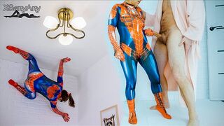 Spidey teef krijgt gepakt neuken
