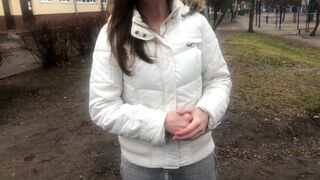Vreemden zuigen en neuken voor geld praten met Russische amateurs