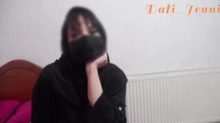 Hete secretaresse windt zijn baas op, en het eindigt in wild neuken