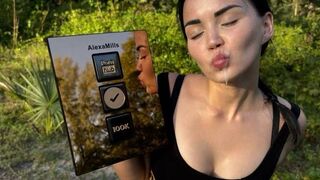 Vlog 12: Ik open een cadeau van de porno hub (100k kont)