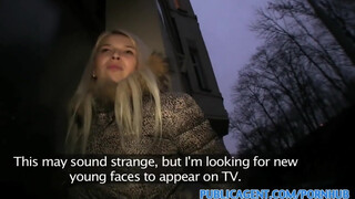 PublicAgent - grote dikke pik en een blonde chick
