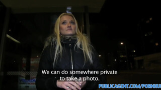 PublicAgent - verlegen blond geneukt