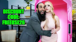 Hot Amateur Sex met Zoey Uso op het FreeUse kanaal met grote borsten en Wild Suck