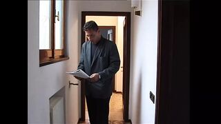 Pierre Dj krijgt een familie pijpbeurt van de oude vrouw in een amateur scène