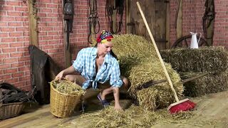 Wild Berlin Duitse meisjes zuigen dikke lul met grote tieten Deel 2 aflevering 3