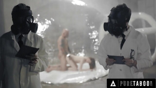 PURE TABOO Maya Kendrick neukt voor het einde van de wereld
