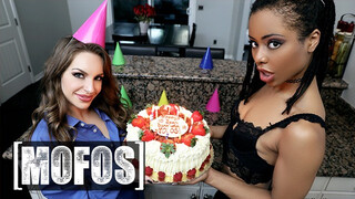Mofos - Verjaardagsverrassing voor Kimmy Granger en Kira Noir
