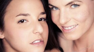 Amirah Adara en Eileen Sue's hete lesbische spel