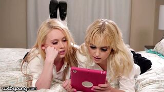 Chloe Cherry en haar schoolmeisje hebben een lesbisch experiment op haar hoofd