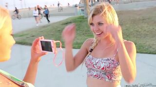Tara Morgan en Mandy Armani's hete lesbische sekstape